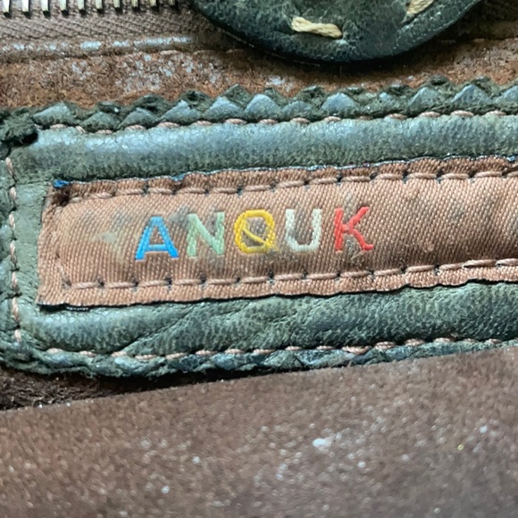 Anouk hand stitched leather bag. - Picture 4 of 9